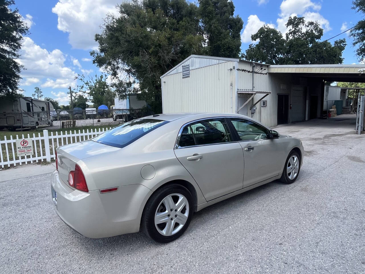 2009 Chevrolet Malibu for sale at Hobgood Auto Sales in Land O Lakes, FL