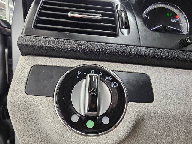 2009 Mercedes-Benz C-Class C 300 Sport