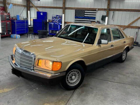 1985 Mercedes-Benz 300-Class
