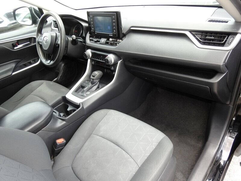 2021 TOYOTA RAV4 SUV / Crossover - $23,900
