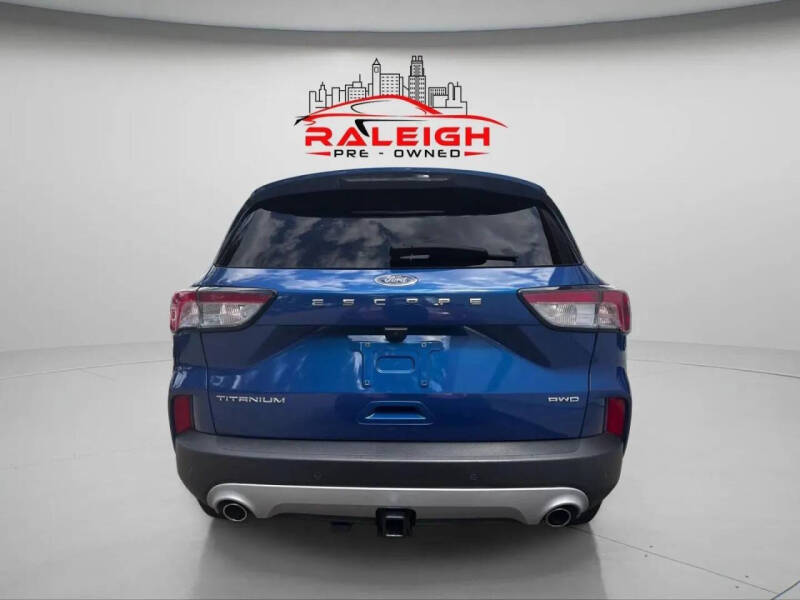 2022 Ford Escape Titanium