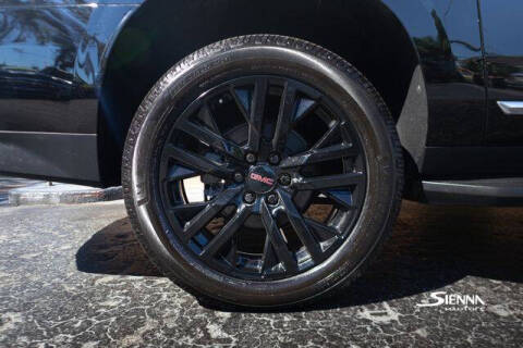 2021 GMC Yukon XL SLT