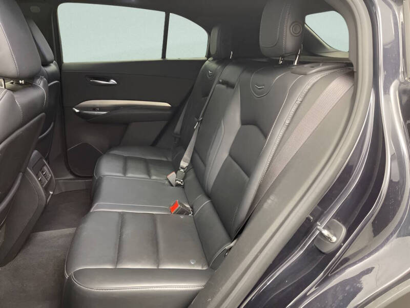 2023 Cadillac XT4 Premium Luxury