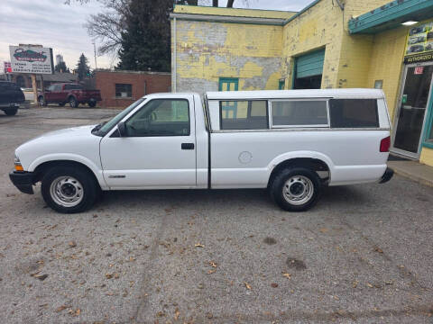 1999 Chevrolet S-10 LS