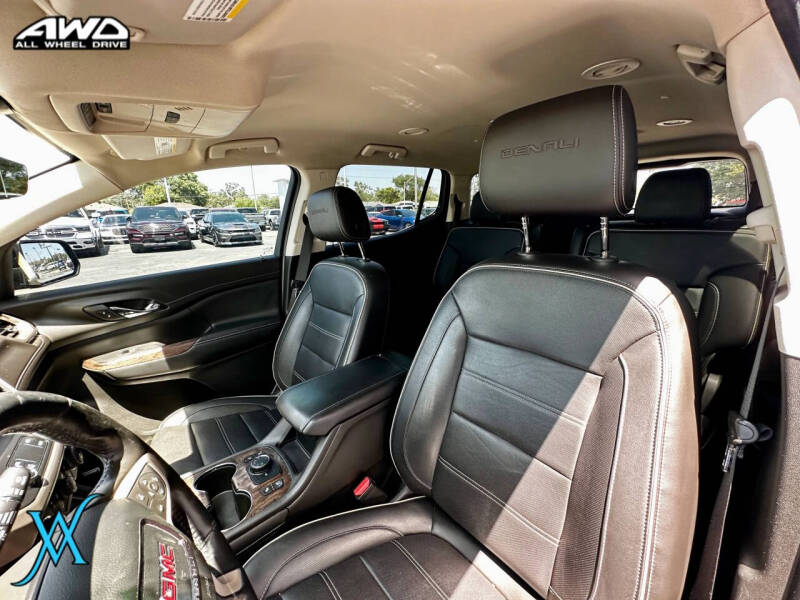 2020 GMC Acadia Denali