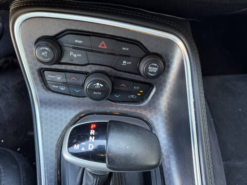 2016 Dodge Challenger R/T Plus