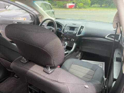 2015 Ford Edge SE