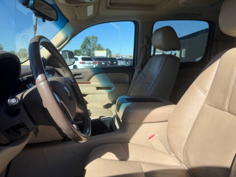 2010 Chevrolet Suburban LT