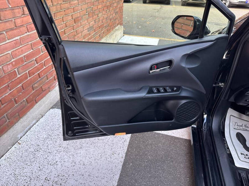 2018 Toyota Prius Two