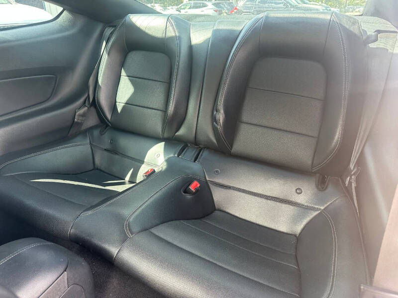 2020 Ford Mustang EcoBoost Premium