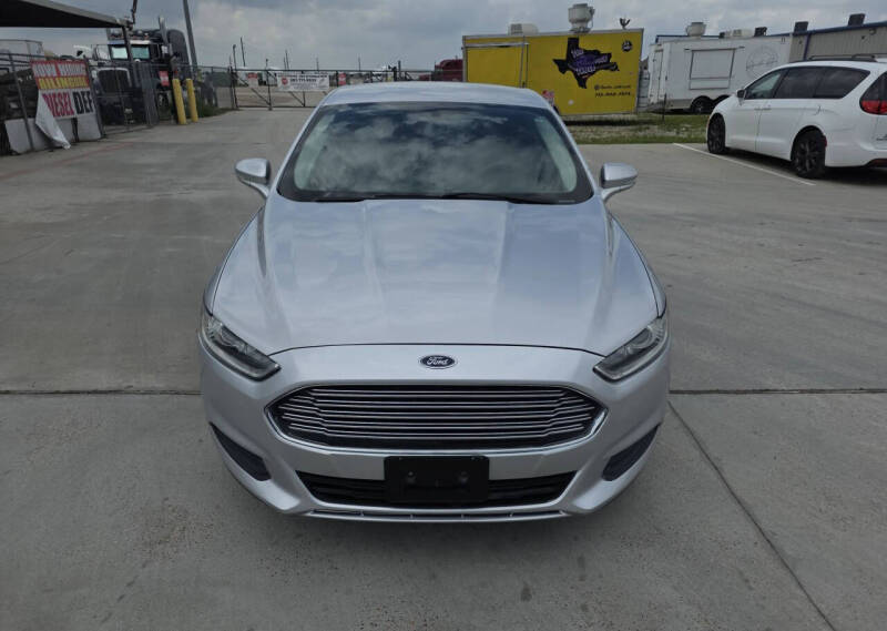 2014 Ford Fusion SE