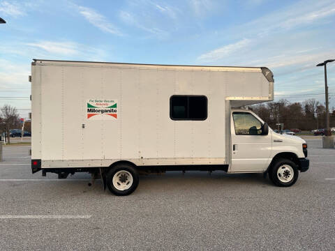 2014 Ford E-Series E-350 SD