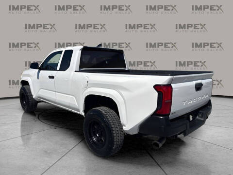2024 Toyota Tacoma SR