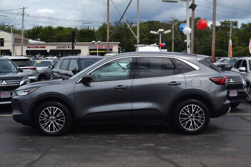 2023 Ford Escape Hybrid Active