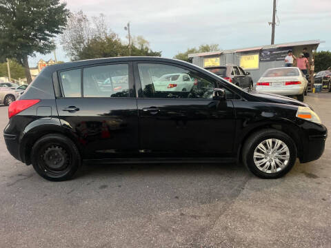 2011 Nissan Versa 1.8 S