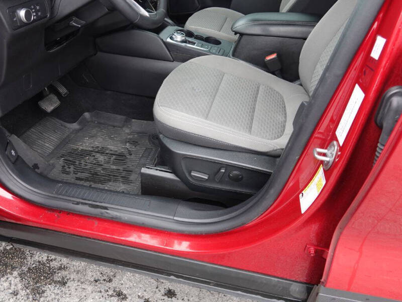 2022 Ford Escape SE
