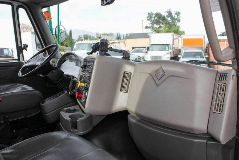 2016 International TranStar 8600
