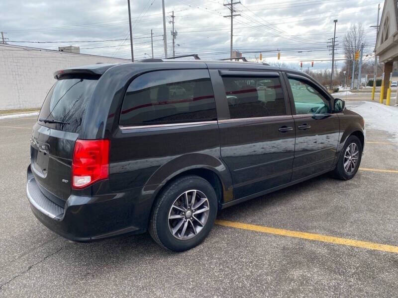 2017 Dodge Grand Caravan SXT