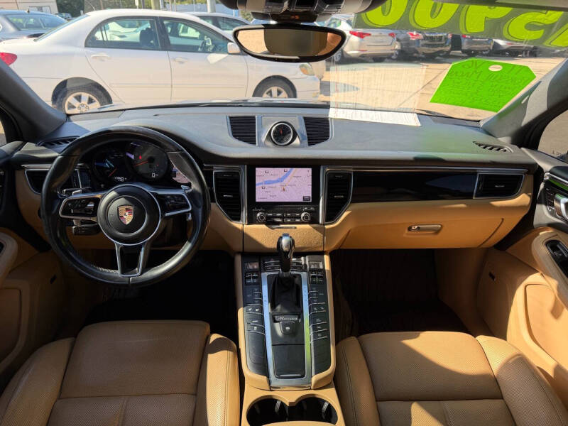 2017 Porsche Macan S