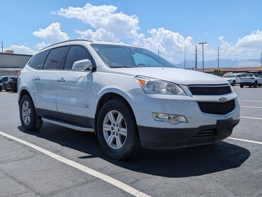 2010 Chevrolet Traverse for sale at Axio Auto Boise in Boise, ID