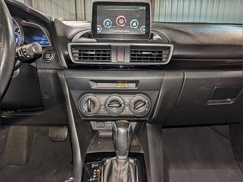 2016 Mazda MAZDA3 i Touring