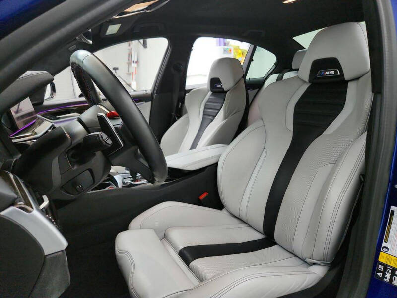 2022 BMW M5