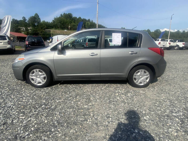 2010 Nissan Versa 1.8 S