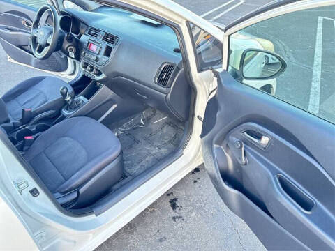 2012 Kia Rio LX