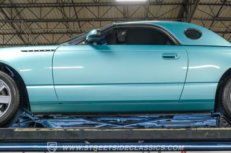 2002 Ford Thunderbird Deluxe