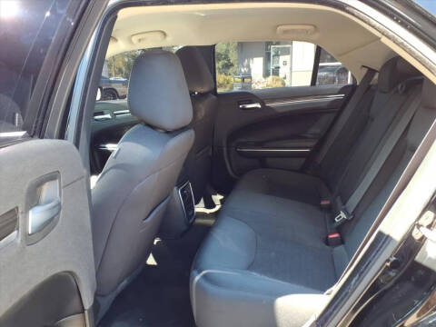 2022 Chrysler 300 Touring