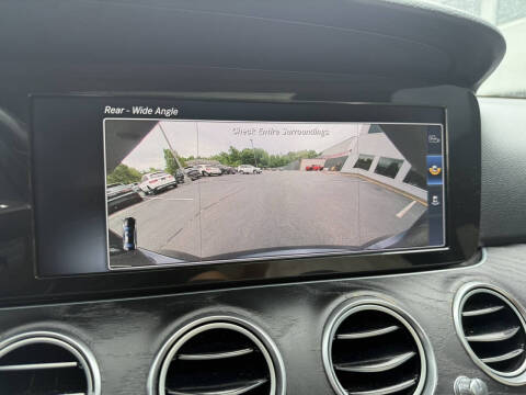 2017 Mercedes-Benz E-Class E 300 4MATIC