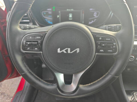 2022 Kia Niro LXS
