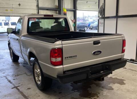 2009 Ford Ranger for sale at DISTINCT AUTO GROUP LLC in Kent OH