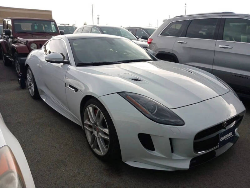 2016 Jaguar F-TYPE R