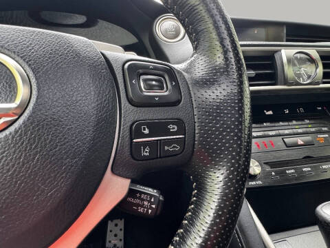 2018 Lexus IS 300
