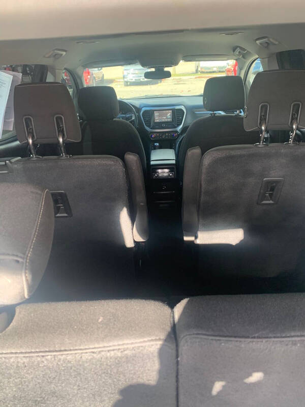 2018 GMC Acadia SLE-2