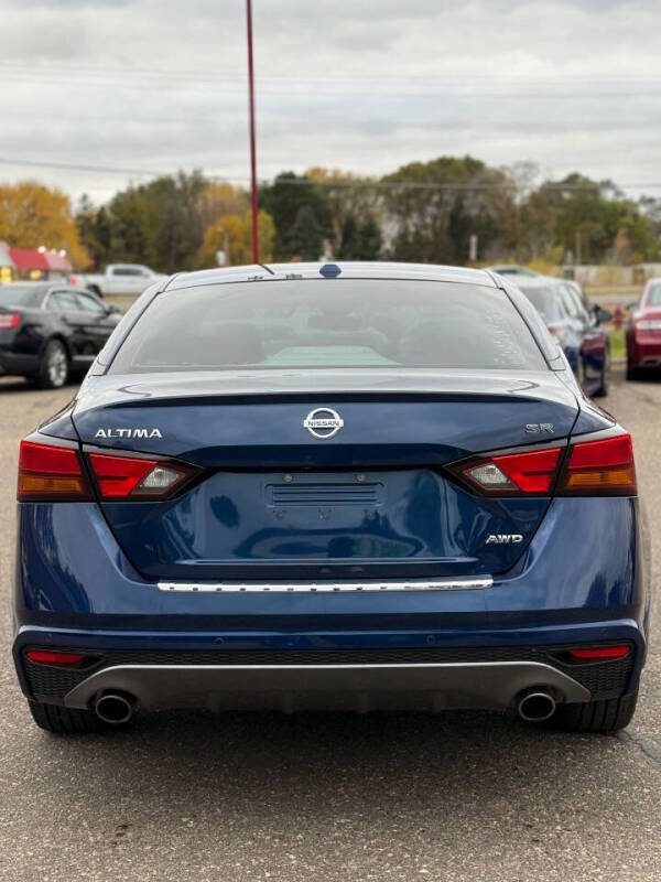 2021 Nissan Altima 2.5 SR