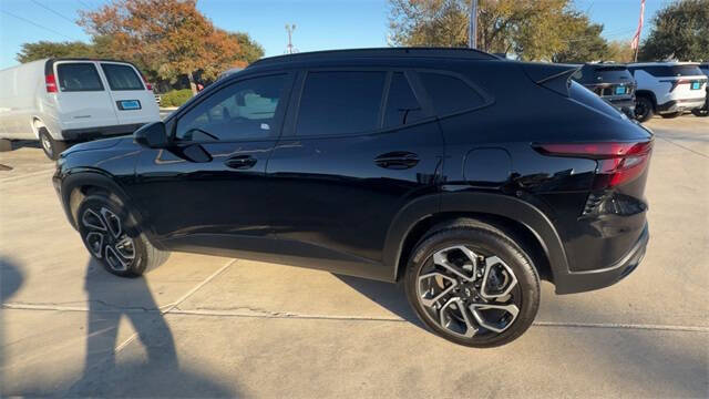 2025 Chevrolet Trax RS
