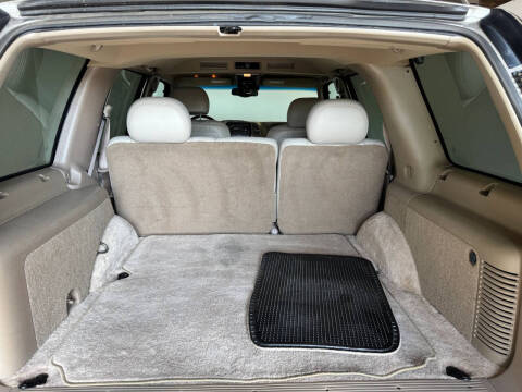 2000 Cadillac Escalade