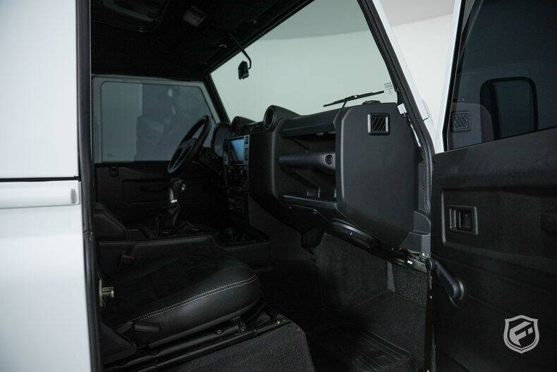 1986 Land Rover Defender