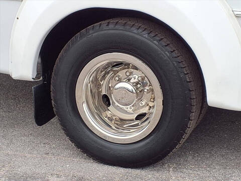 2018 Ford E-Series E-450 SD