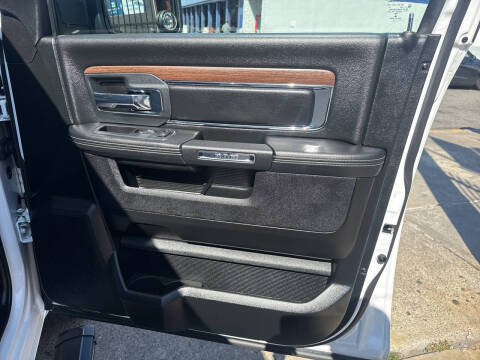 2018 RAM 1500 Laramie