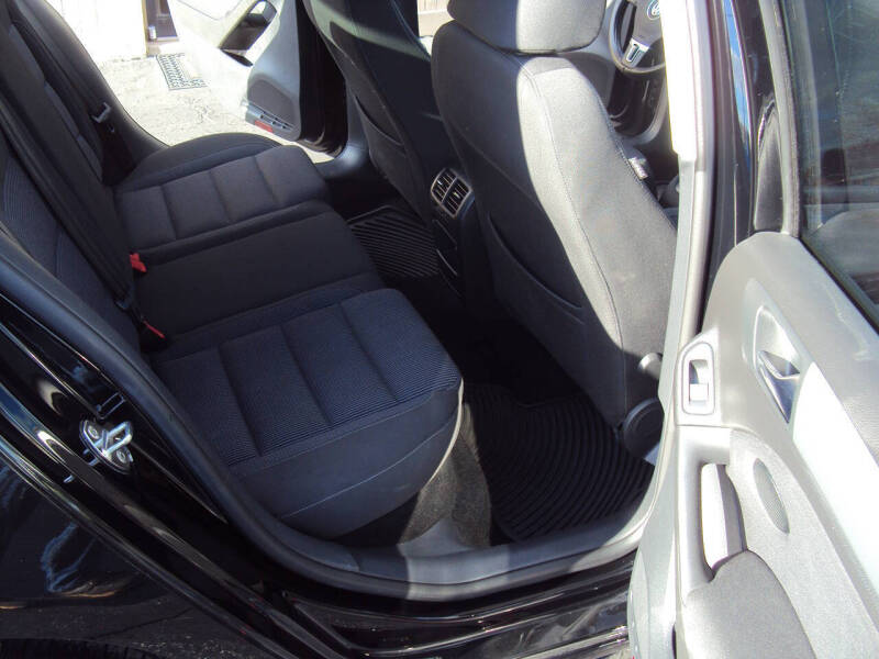 2013 Volkswagen Golf 2.5L PZEV