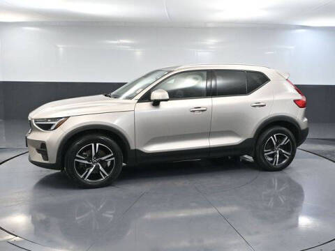 2023 Volvo XC40 B5 Core