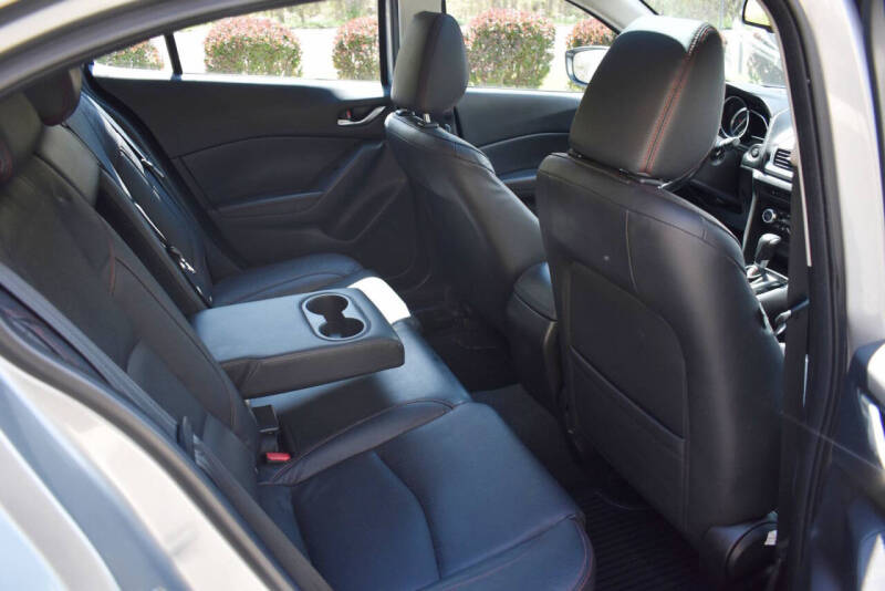 2014 Mazda MAZDA3 s Grand Touring
