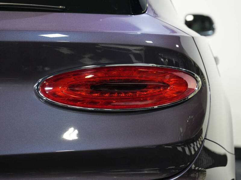 2023 Bentley Bentayga EWB