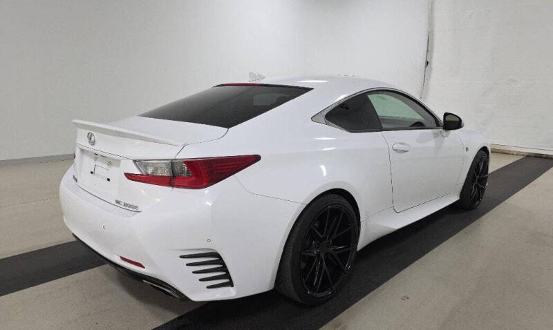2016 Lexus RC 200t