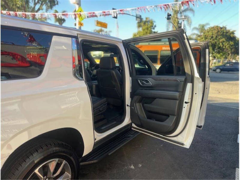 2021 Chevrolet Suburban LT