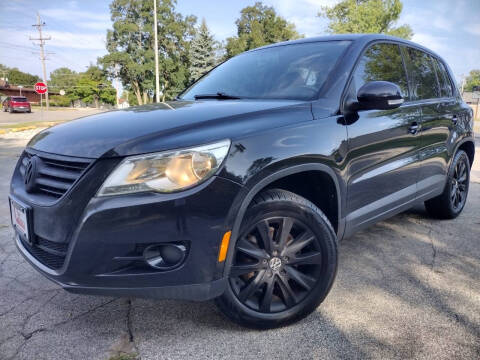 2009 Volkswagen Tiguan for sale at Car Castle in Zion IL