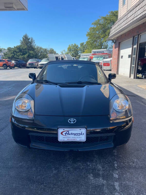 2000 Toyota MR2 Spyder Base photo 3